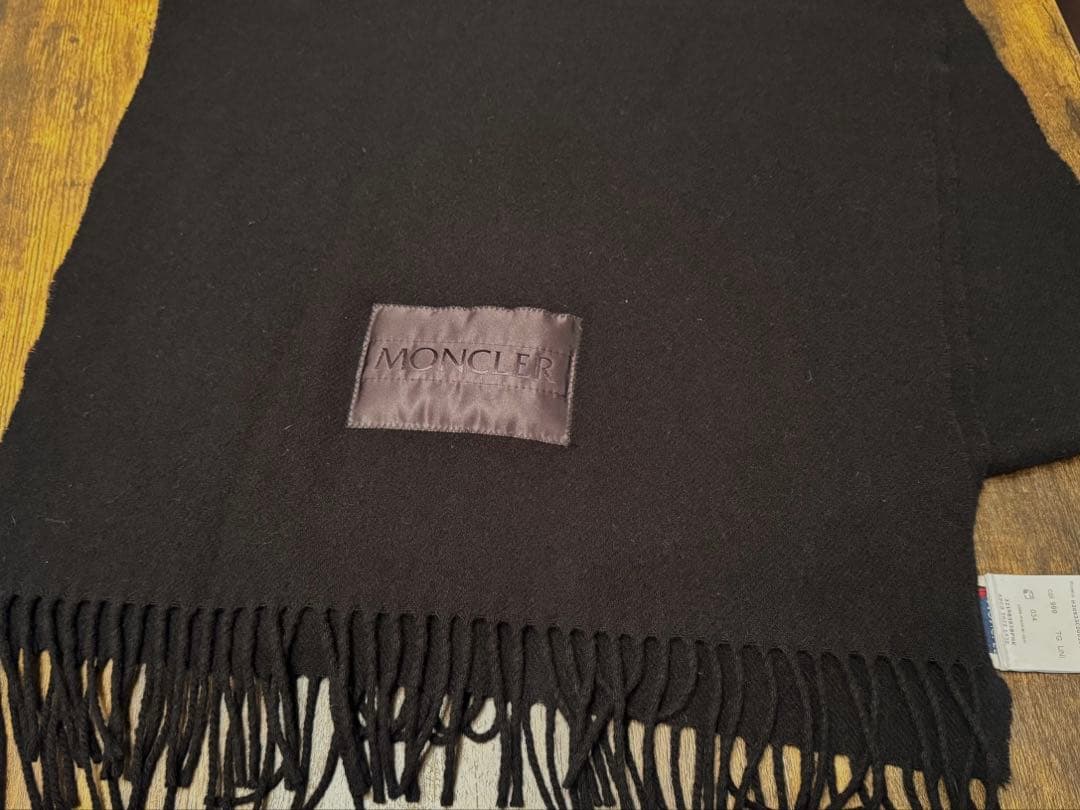剛　MONCLER モンクレール マフラー フリンジ ロゴパッチ 付き
