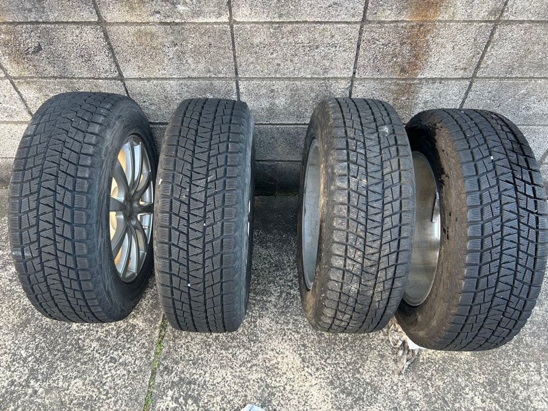 235/65R18 ブリヂストンBLIZZAK DM-V1 スタッドレス4本