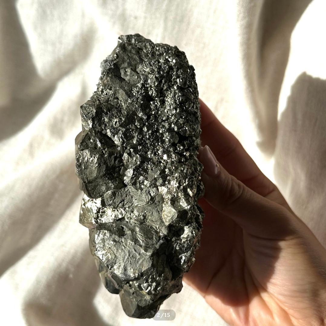 【パイライト】太陽のような輝き｜意志と豊かさをもたらす石 ブラジル産