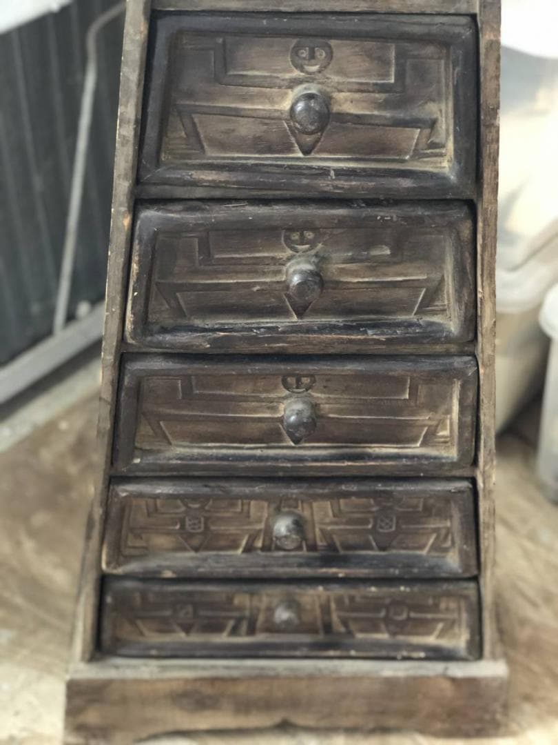 ★アジアンチェスト７段木彫りバリ アフリカ風 雑貨 手作り木製 木製引き出し