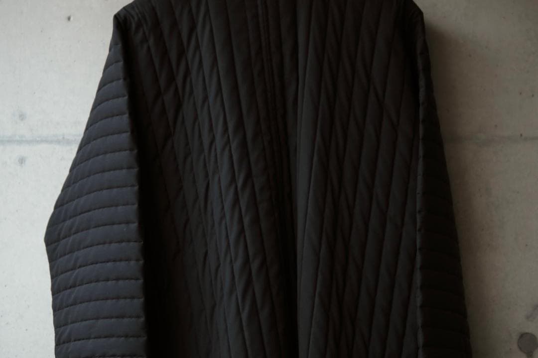jugen lehl ウールシルクのキルティングコート　黒　美品　ヨーガンレール