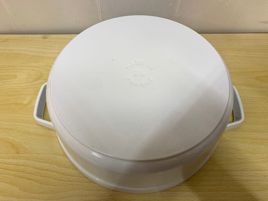 【中古】STAUB LA COCOTTE 白26cm MM70723-2