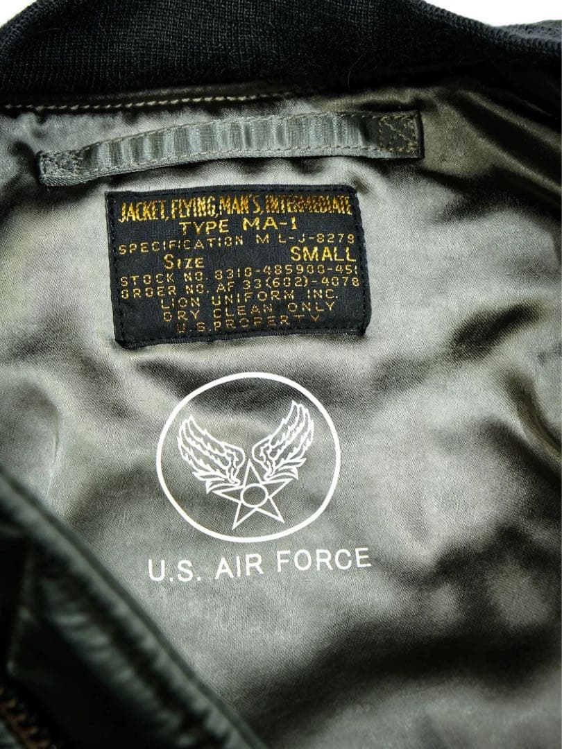 REAL SIMONS MIL-J-8279 初期型MA-1 改良復刻モデル