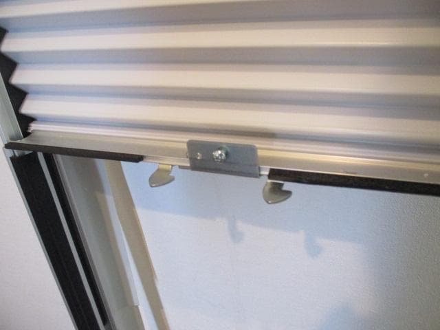 美品　トヨトミ　窓用エアコン　低騒音モデル　TIW-A1624 　2024年製