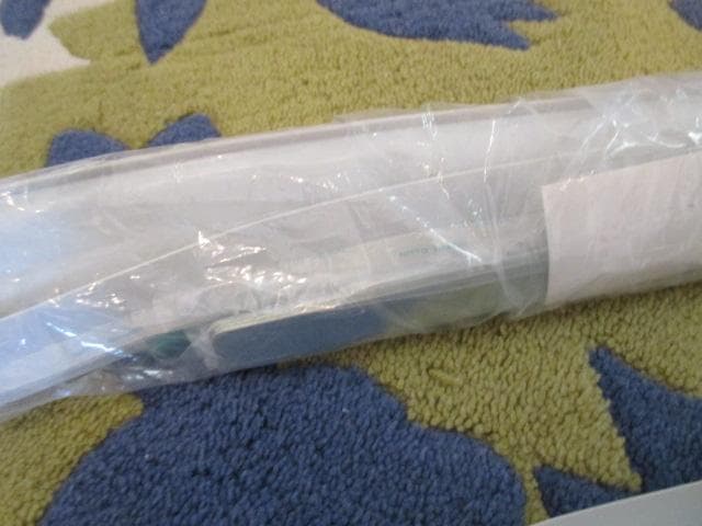 美品　トヨトミ　窓用エアコン　低騒音モデル　TIW-A1624 　2024年製