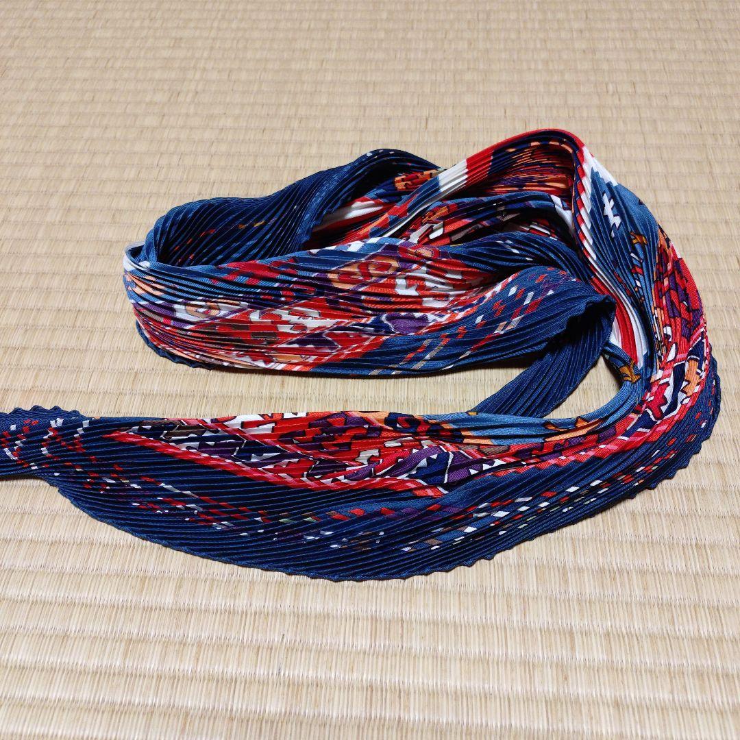 エルメスプリーツスカーフ