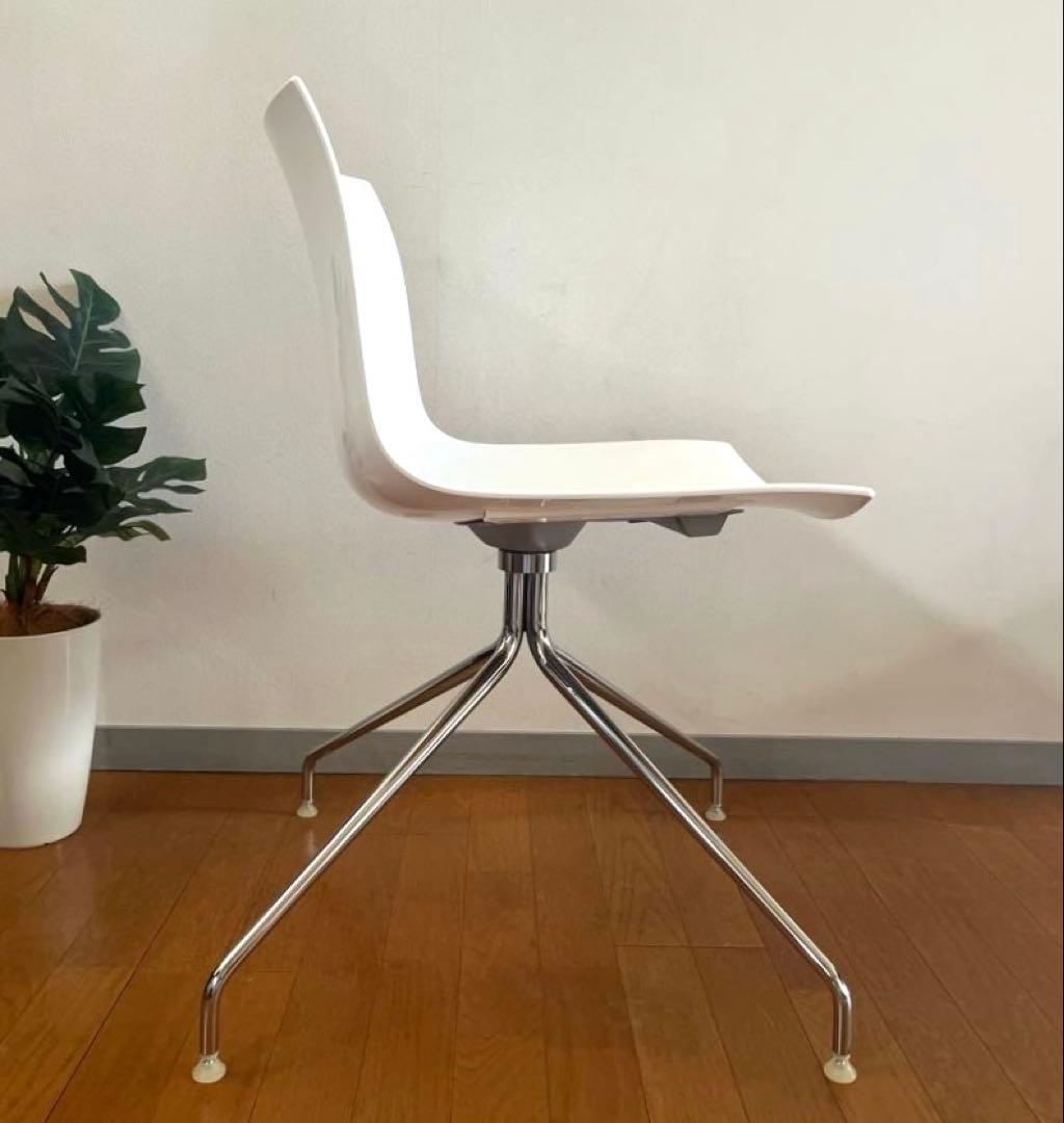 イタリア　arper アルペール　カティファ　チェア ② モダン　回転脚　美品