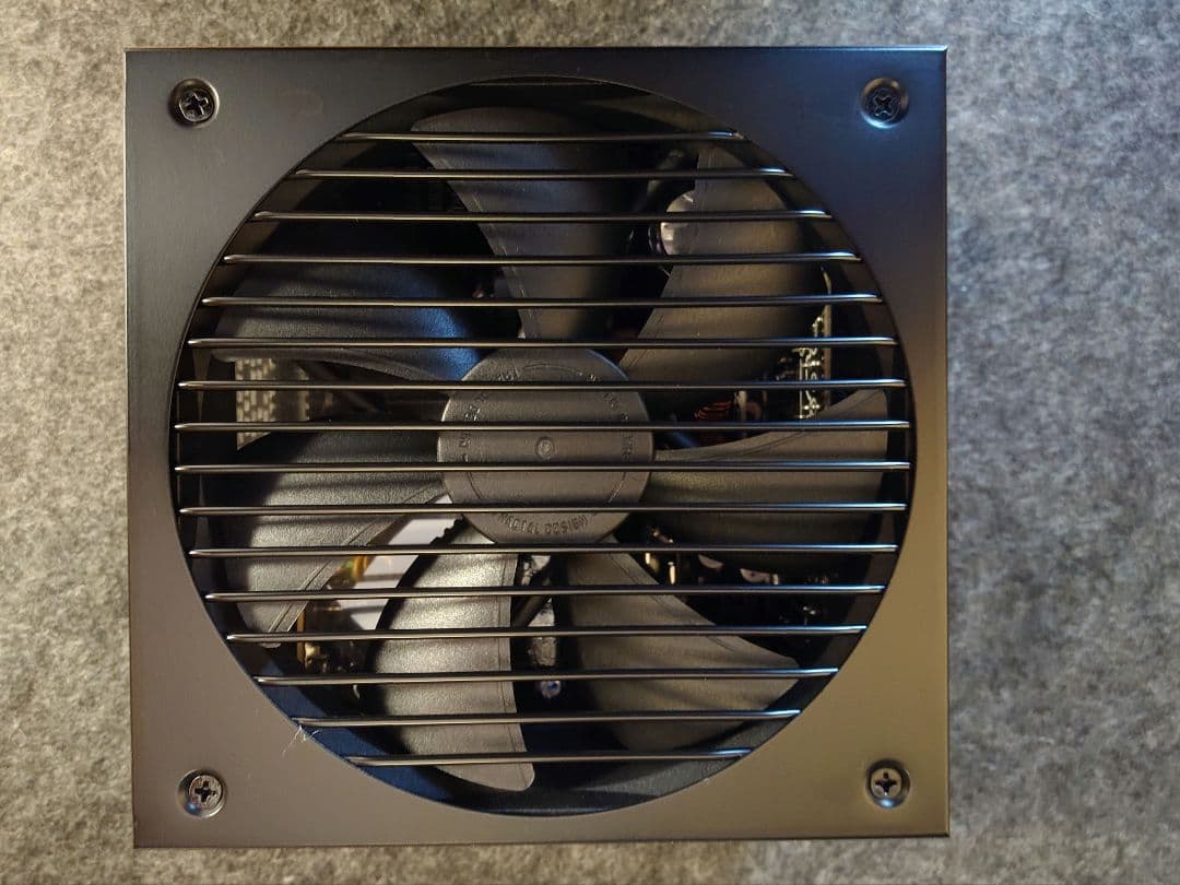 け*い様 Fractal Ion+ 2 Platinum 860W 電源ユニット