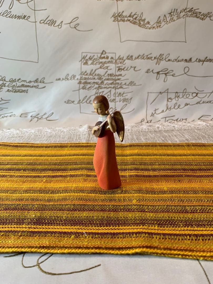 DOLFl人形　アンリ人形　珍しい姿の女の子の天使の人形！フォルムが素敵です！