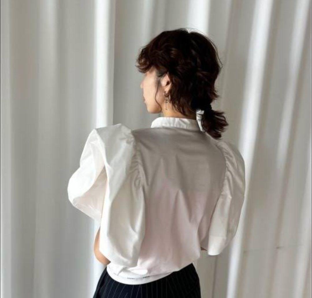 完売品 Ameri アメリ2025ss ペタルスリーブブラウス 黒