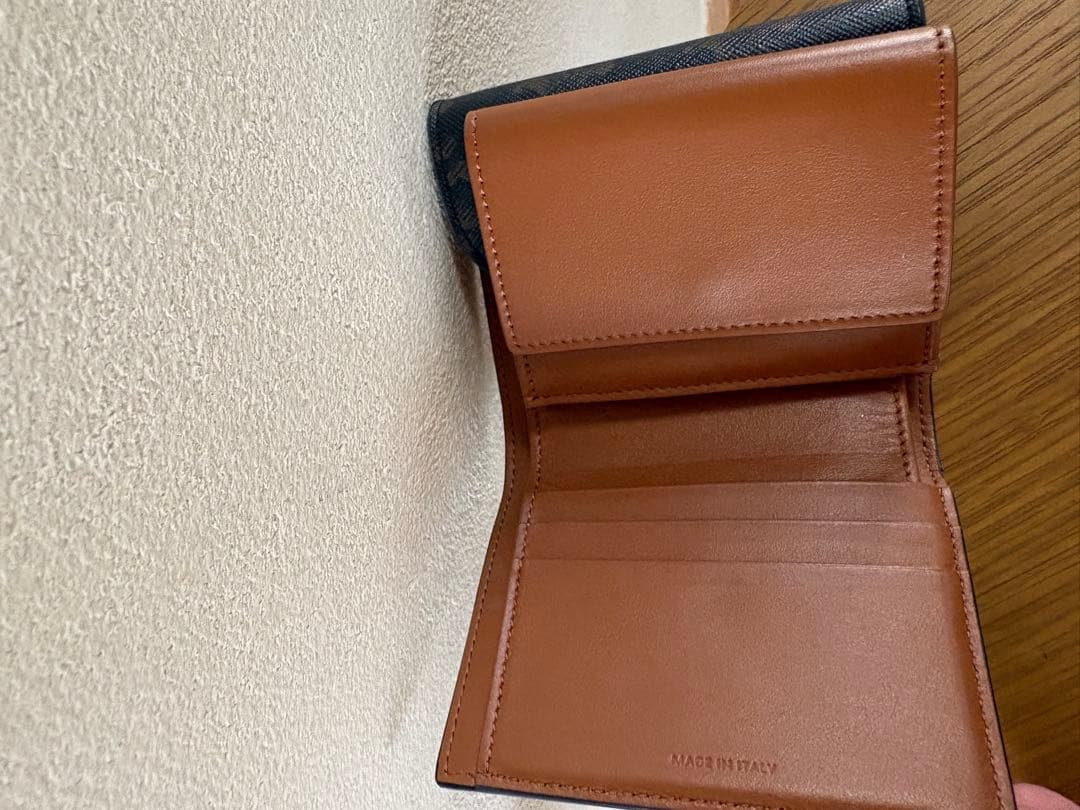 CELINEセリーヌ モノグラム三つ折り財布