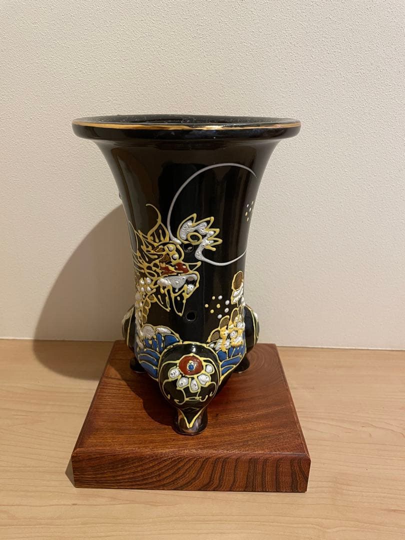 蘭鉢　錦鉢　猫足　三足　龍　波　雲　黒