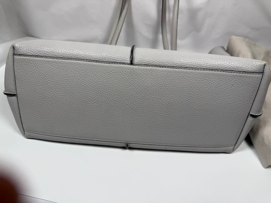 トッズ TOD’S レザートートバッグ グレー 大容量