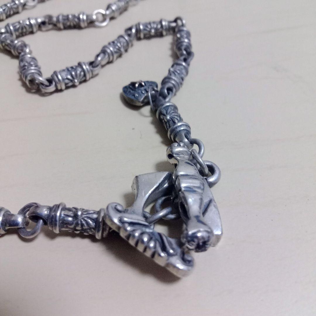 ロード・キャメロット　ネックチェーン