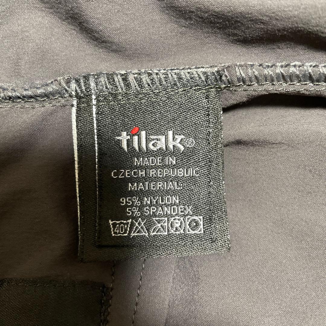 tilak poutnik シャツ