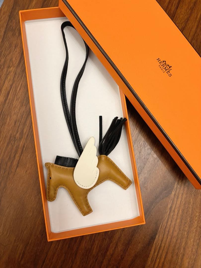 ペガサスチャームPM エルメス　バッグ　ロデオ