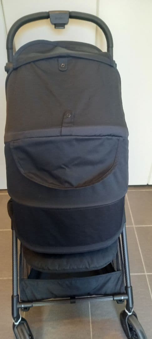 cybex サイベックス　メリオ カーボン　ブラック