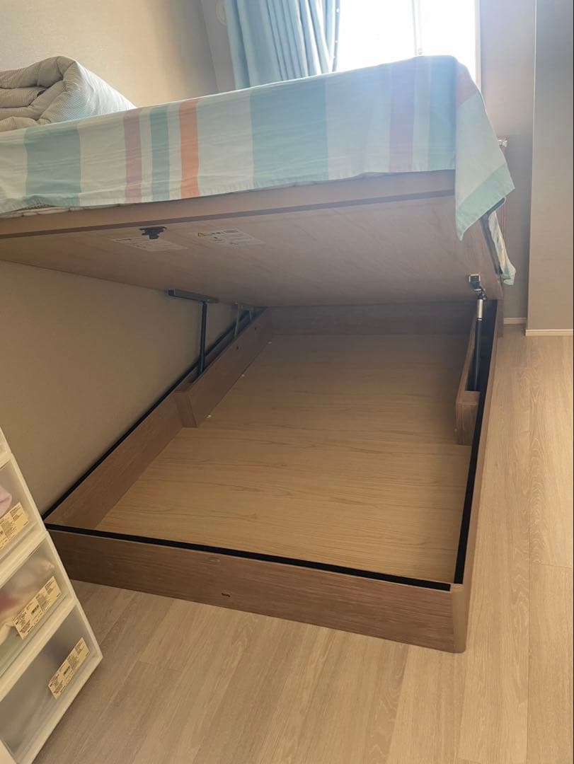 SimmonsのBeautyrestマットレス、エクストラハード仕様ダブルサイズ