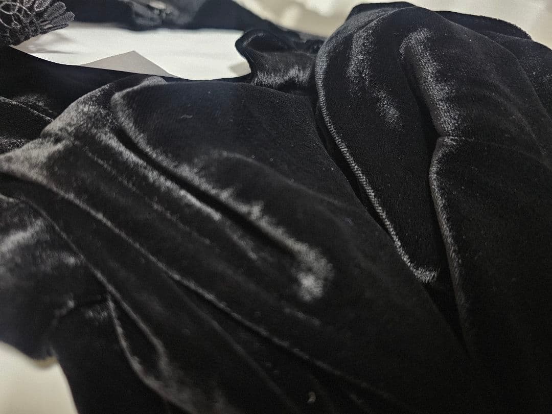 黒 ベルベット ワンピース Vネック　お洒落レース