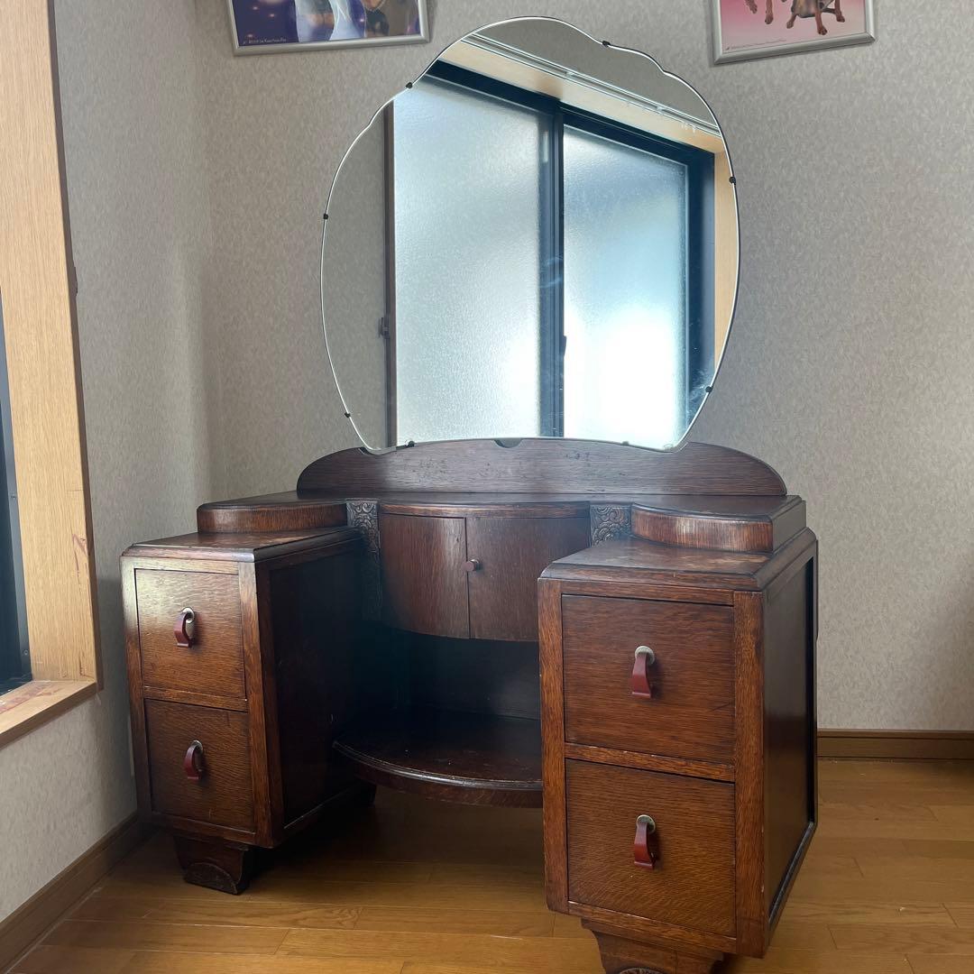 アンティークドレッサー