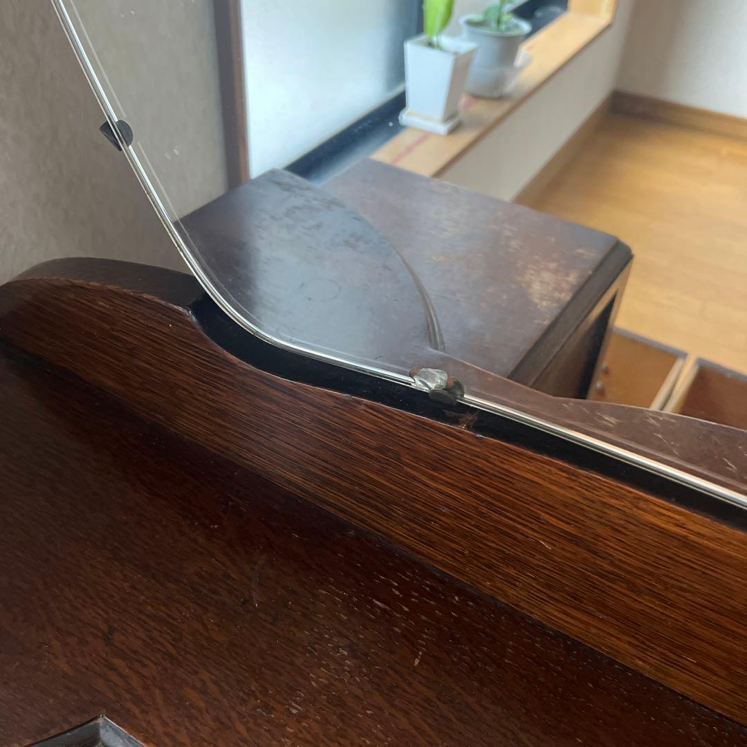 アンティークドレッサー