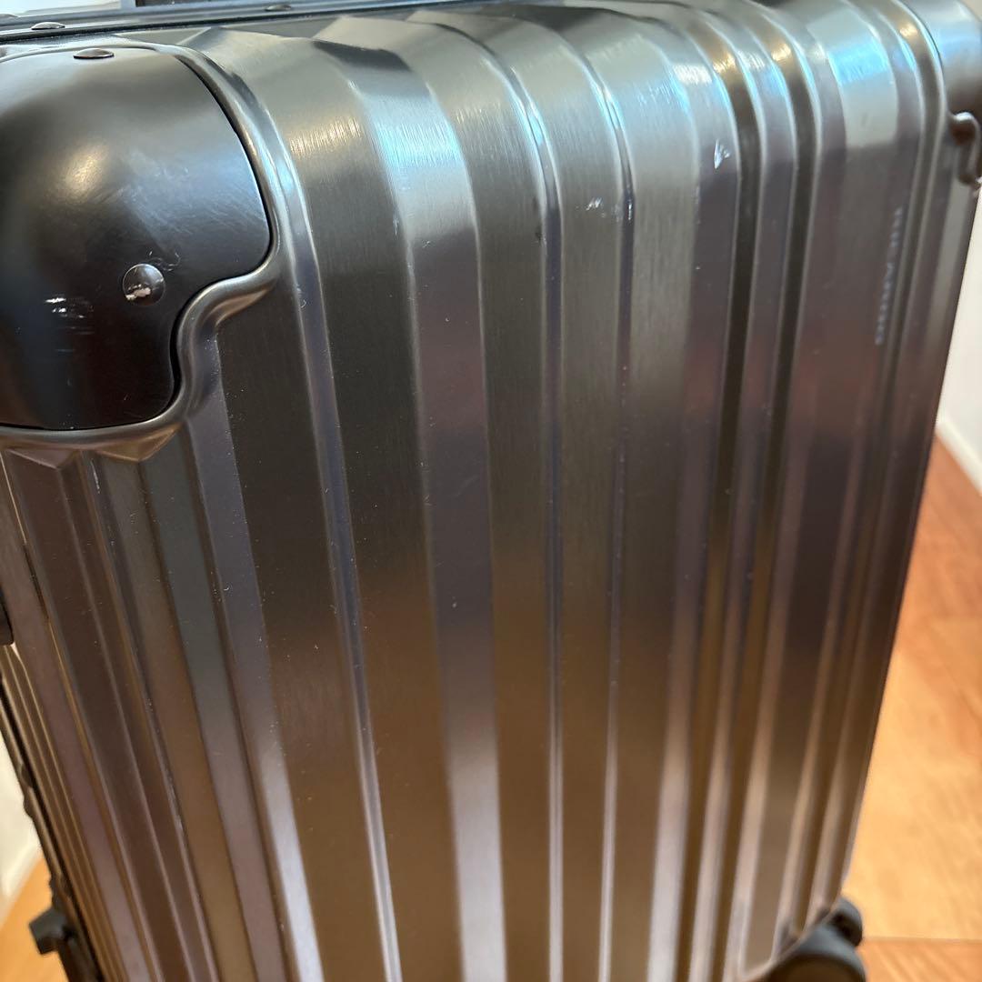 RICARDO リカルドスーツケース　37L ガンメタル