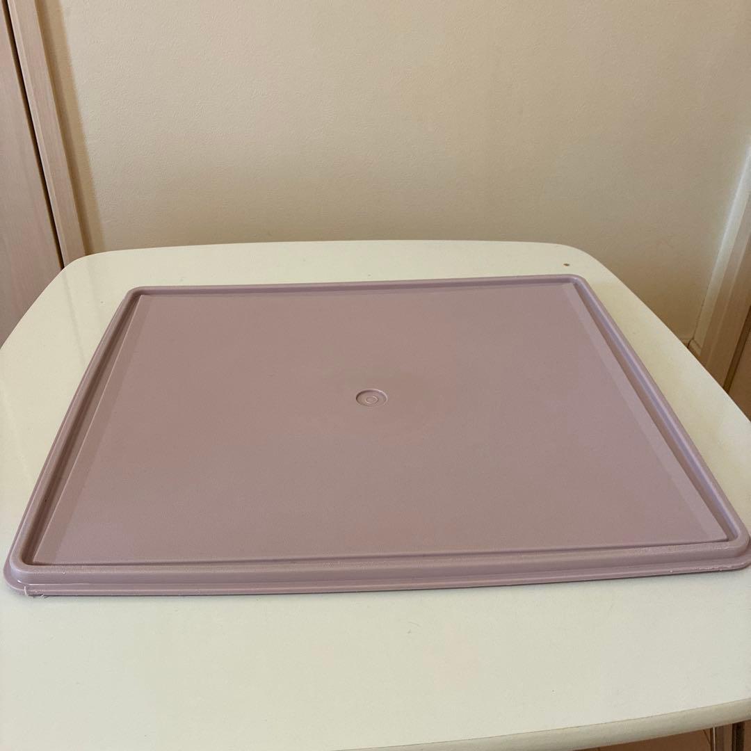 タッパーウエア。収納ボックス 3個セット ピンク。シュウ色。