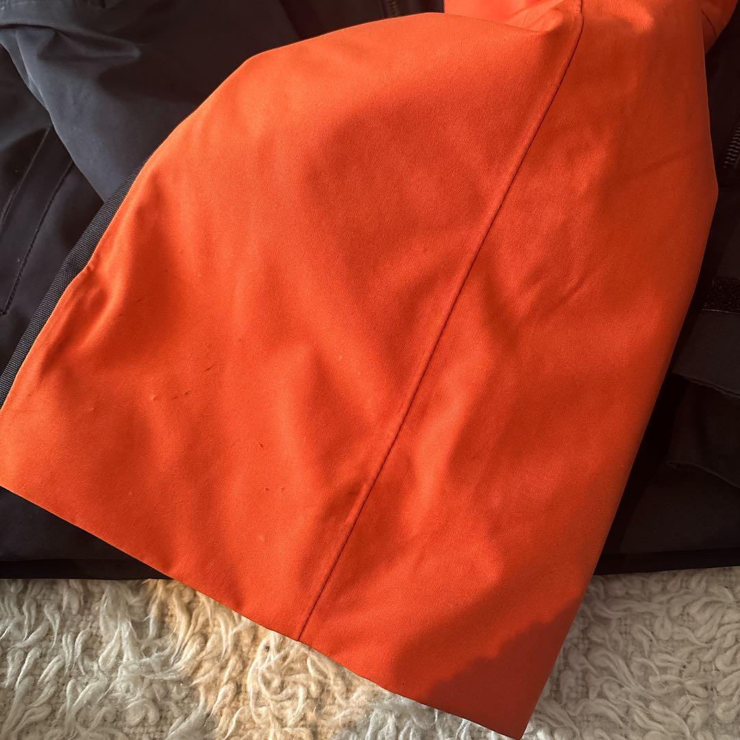 美品　ピークパフォーマンス　スキーウェア セット　中綿　ブラック　上下