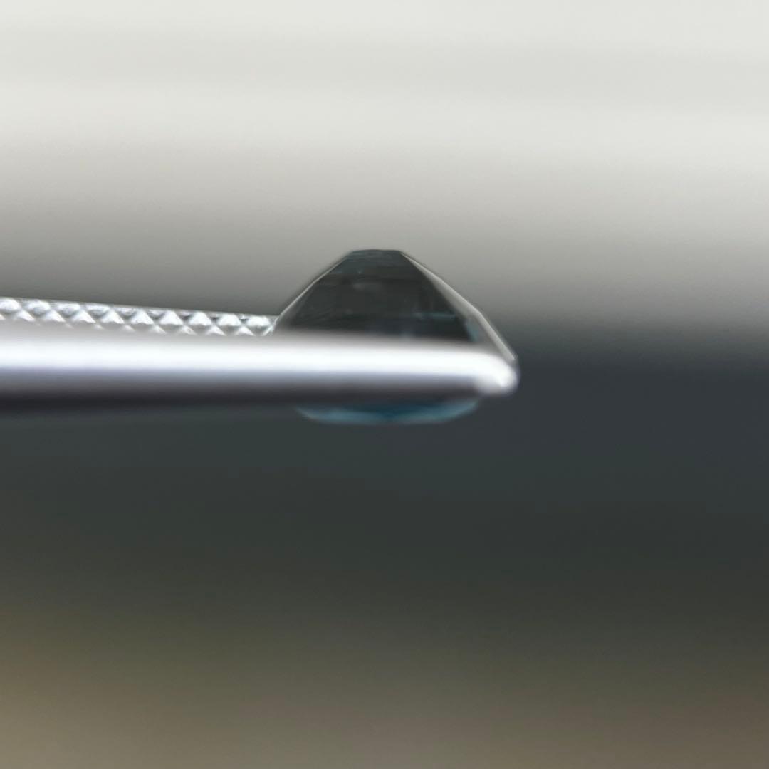 スリランカ産非加熱天然ブルースピネル