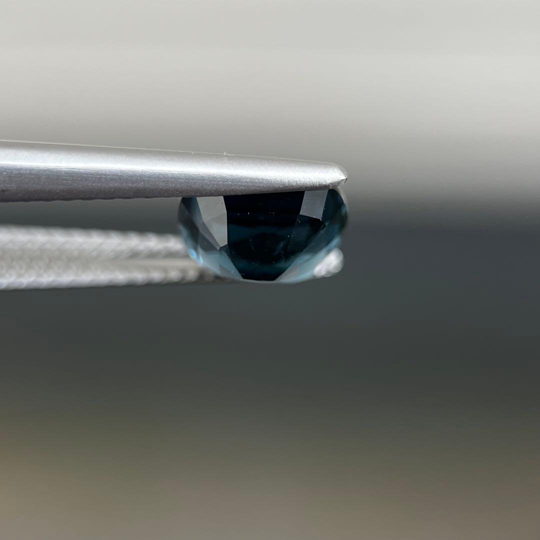 スリランカ産非加熱天然ブルースピネル