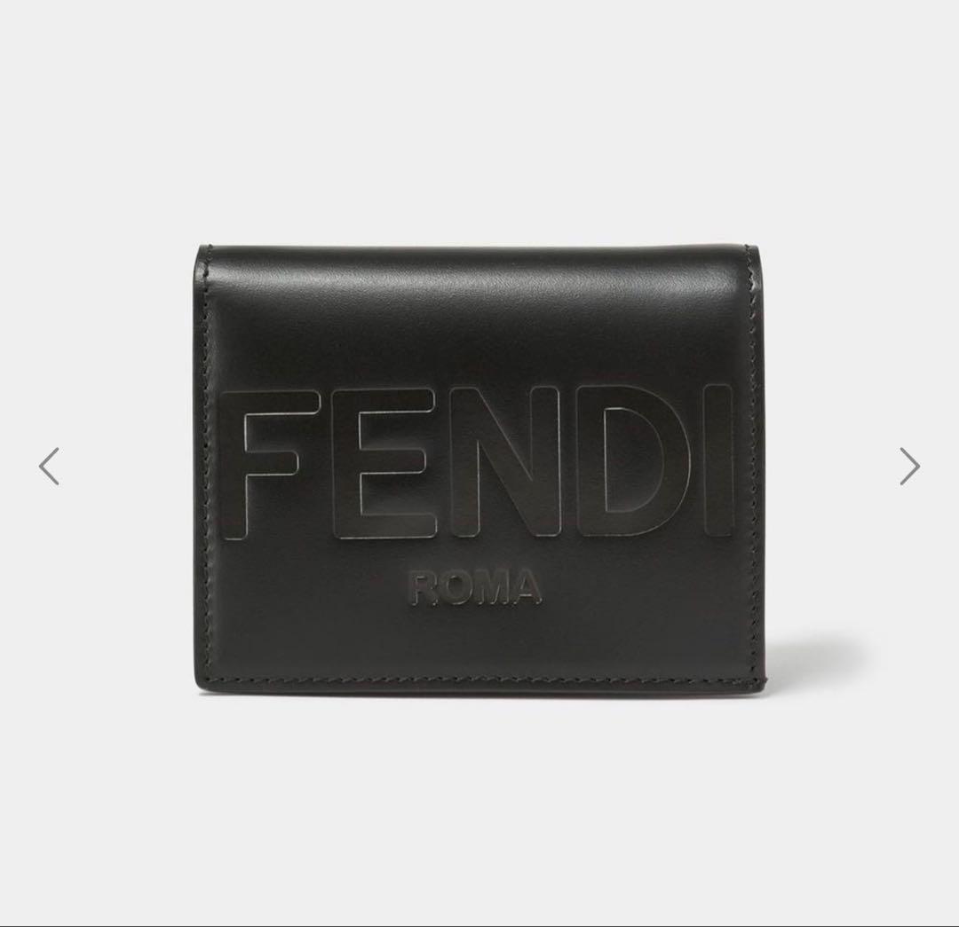 FENDI ブラック 二つ折り財布 【男女兼用】