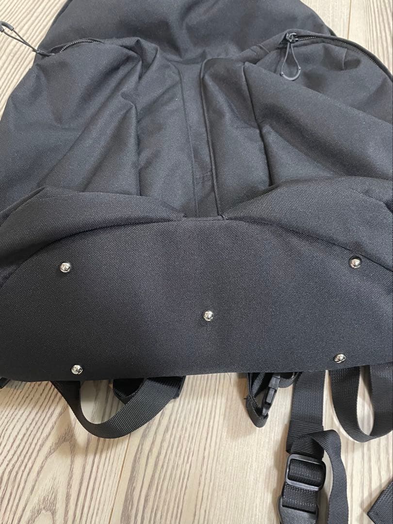 ear PAPILLONNER PEZ×ear撥水刺しゅうリュック　ブラック