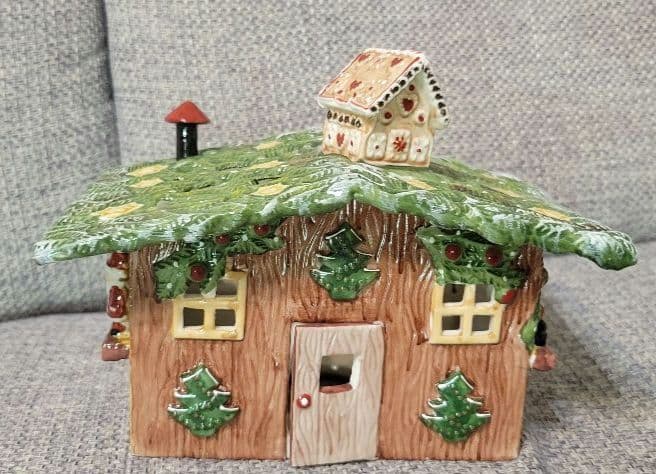 新品✨ビレロイアンドボッホ 陶器製クリスマスキャンドルハウス マジパンスタンド