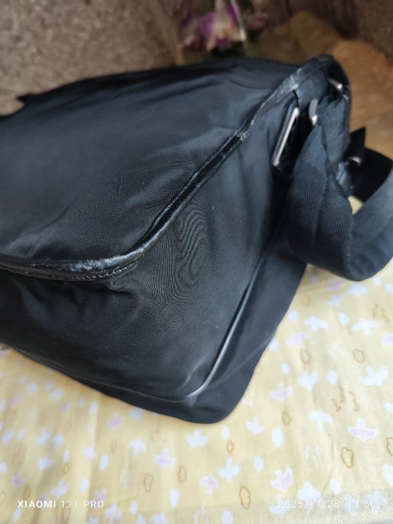 PRADA ブラダ メッセンジャーバッグ/ショルダーバック ブラック 美品