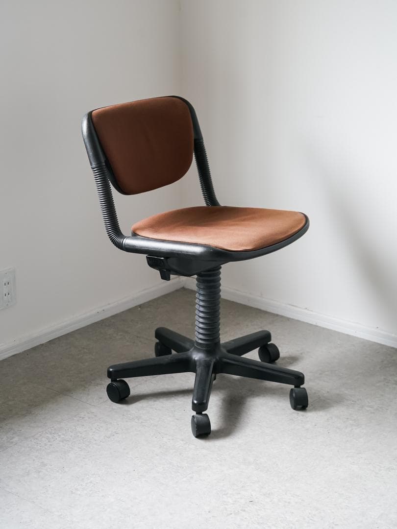 【エンドウ】80’s ITOKI \"vertebra\" チェア 昇降式