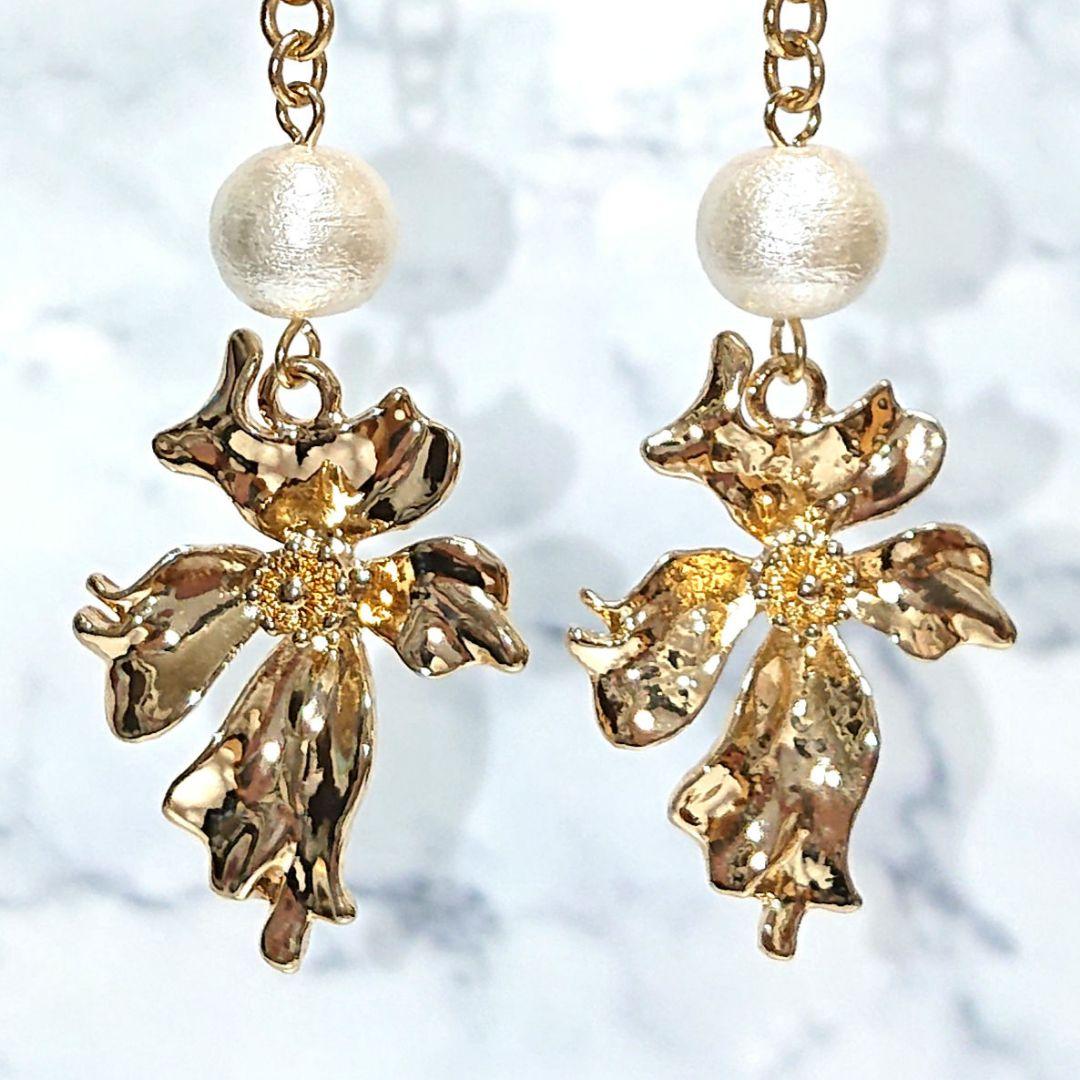 1/31まで値下げ★【ピアス】コットンパール×フラワー キスカ