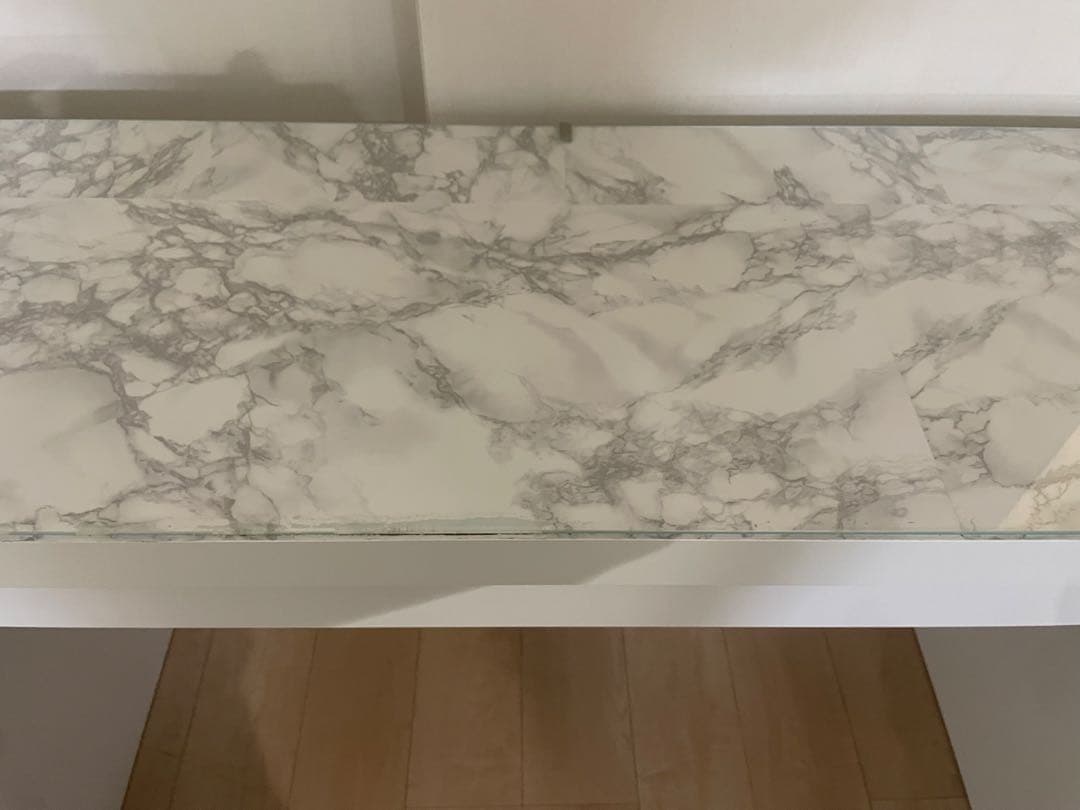 IKEA マルム　ホワイトガラス天板ドレッサー　デスク　机