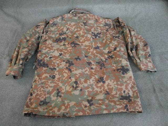 ワ*ル様 自衛隊 防寒戦闘服 外皮 PX品