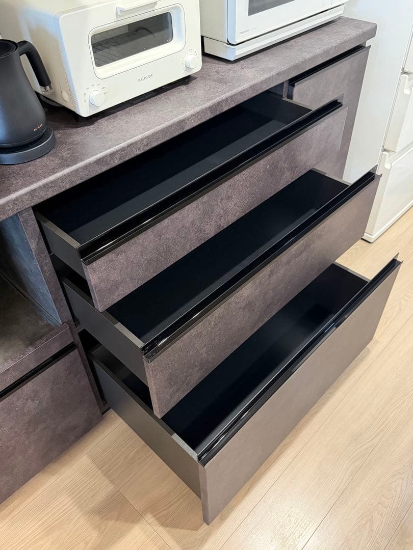 Pamouna EM食器棚　開き扉タイプ　美品