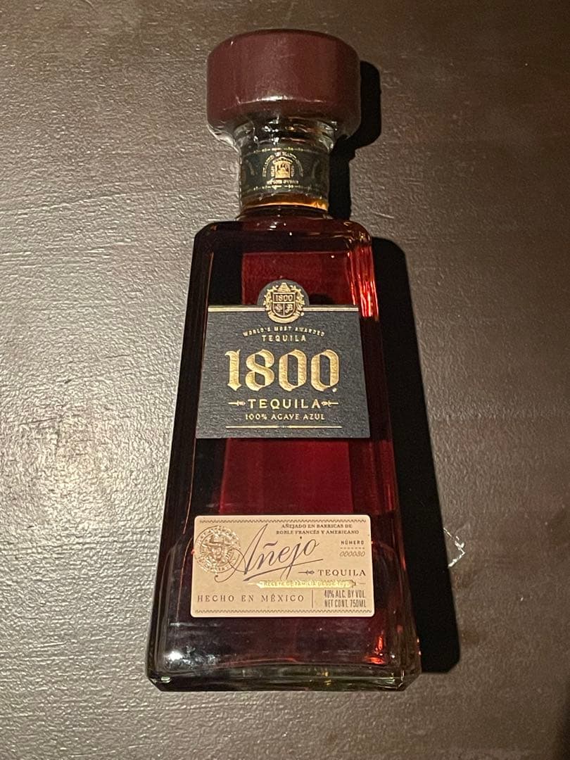 クエルボ 1800 アネホ テキーラ 750ml