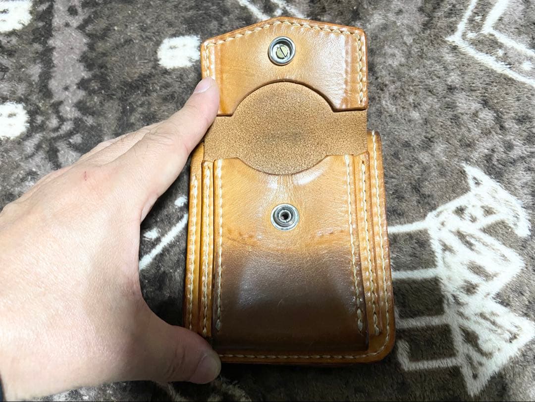 ビーズ屋公ちゃん レザー 二つ折り財布 ブラウン ウォレットロープ付き