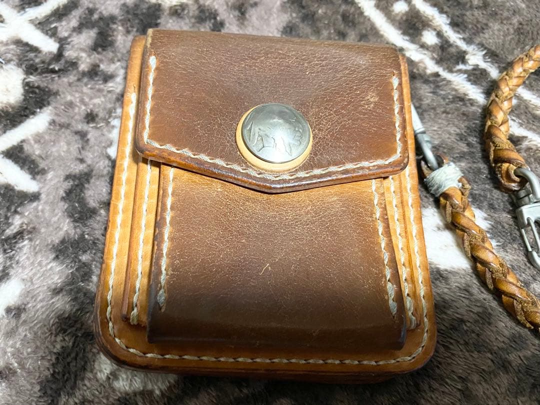 ビーズ屋公ちゃん レザー 二つ折り財布 ブラウン ウォレットロープ付き