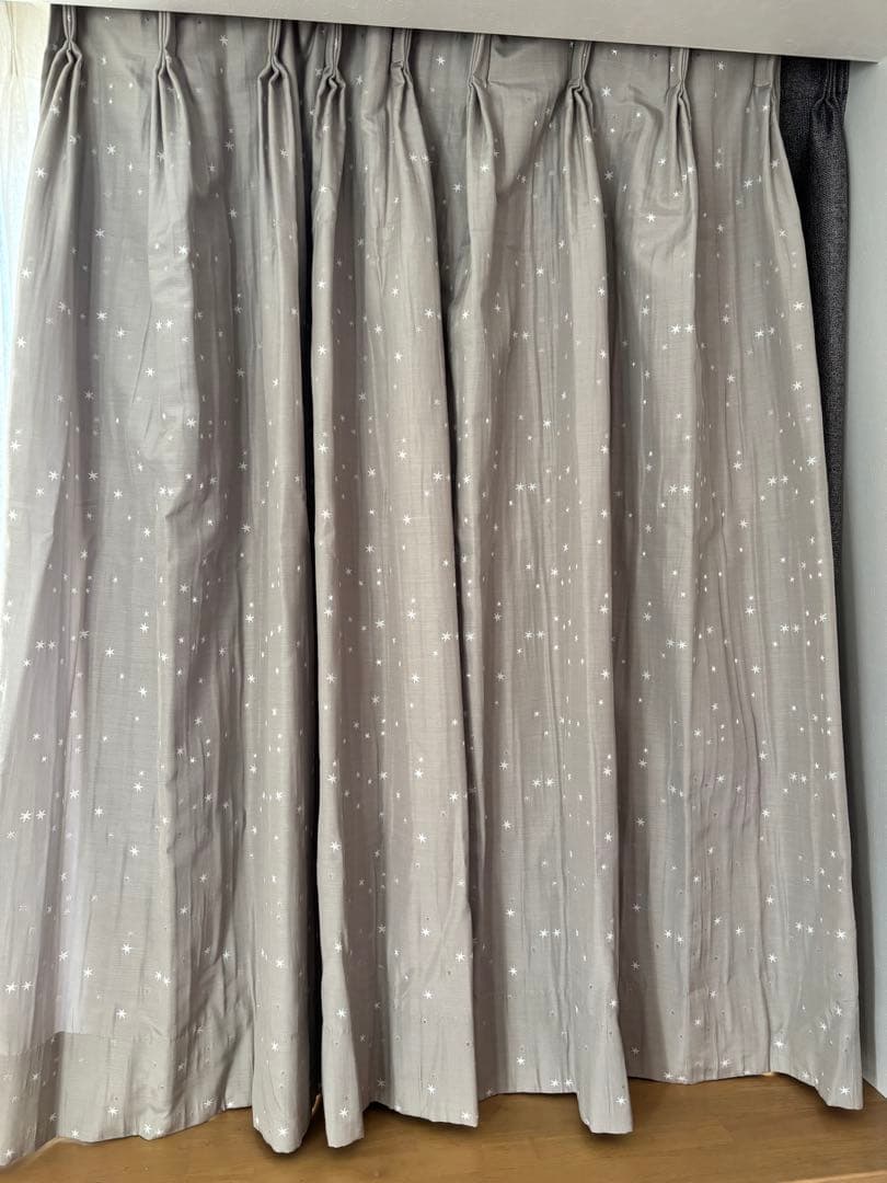 フジエテキスタイル　オーダーカーテン　レース付き