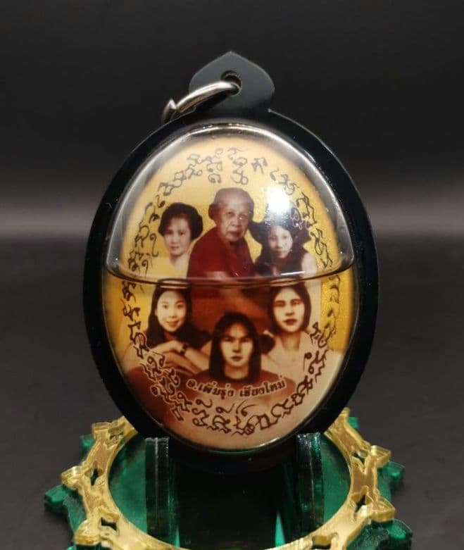 タイのお守り　プラクルアン　5人女性精霊お守り　恋愛　幸運　金運