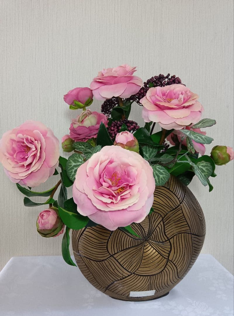 さらにお値下げしました！美品　エミリオロバ　カメリア2L24