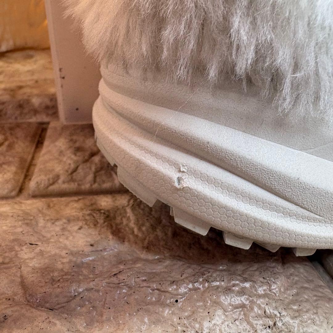 美品　激レアUGG アトモス CA805 X 2020 スニーカー　24cm