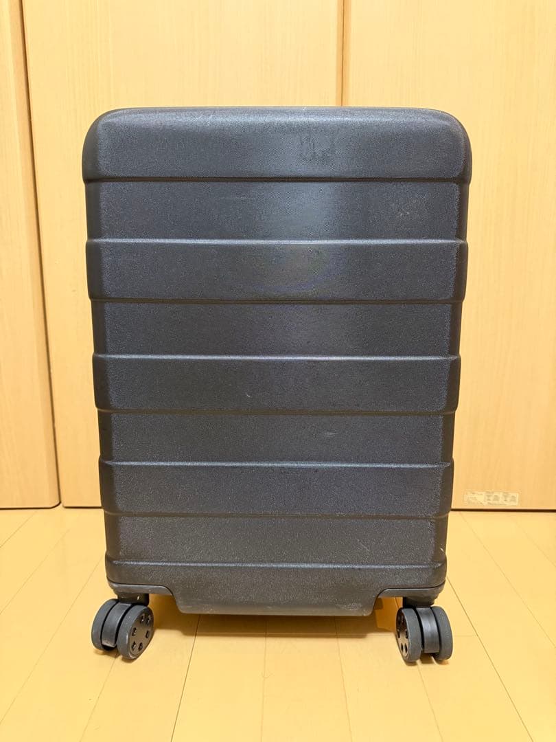 無印良品　バーを自由に調節できる　ハードキャリーケース（３６Ｌ）黒