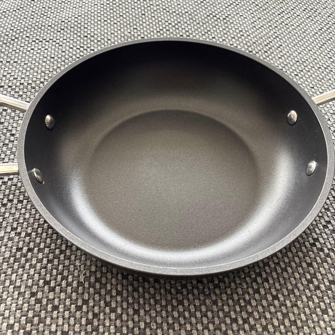 【廃盤】LE CREUSET 両手鍋 24cm ガラス蓋付き