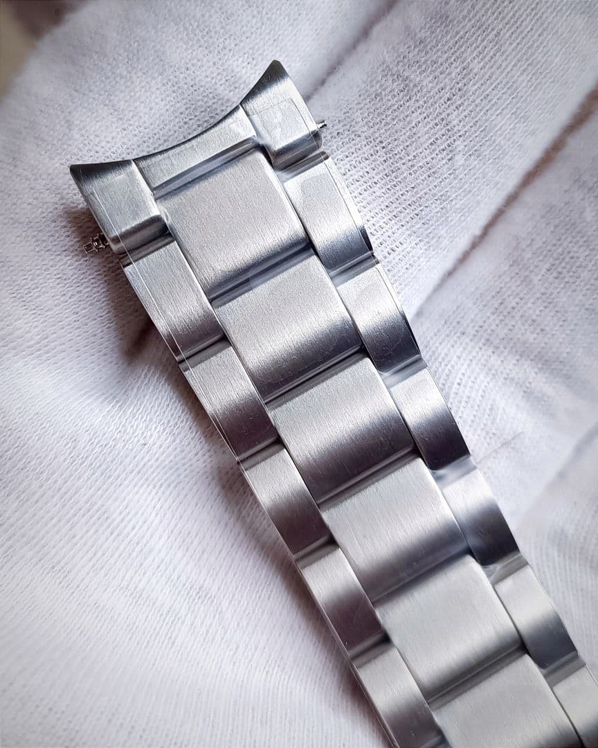 セイコーアルピニストの純正ステンレスベルト