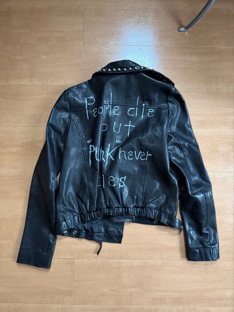 パンクジャケット　スタッズ　ロック